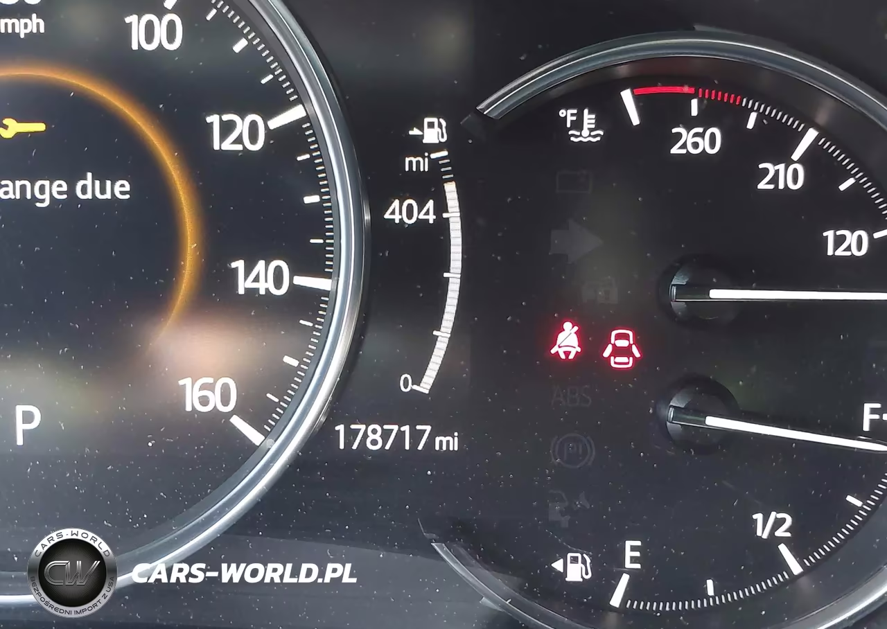 2018 Mazda Mazda6 Signature VIN:JM1GL1XY1J1316722 - 16