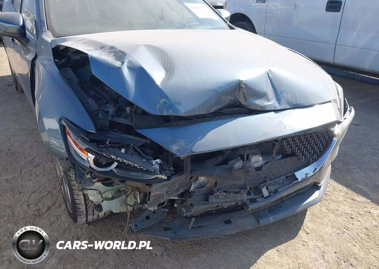 2018 Mazda Mazda6 Signature VIN:JM1GL1XY1J1316722 - 6