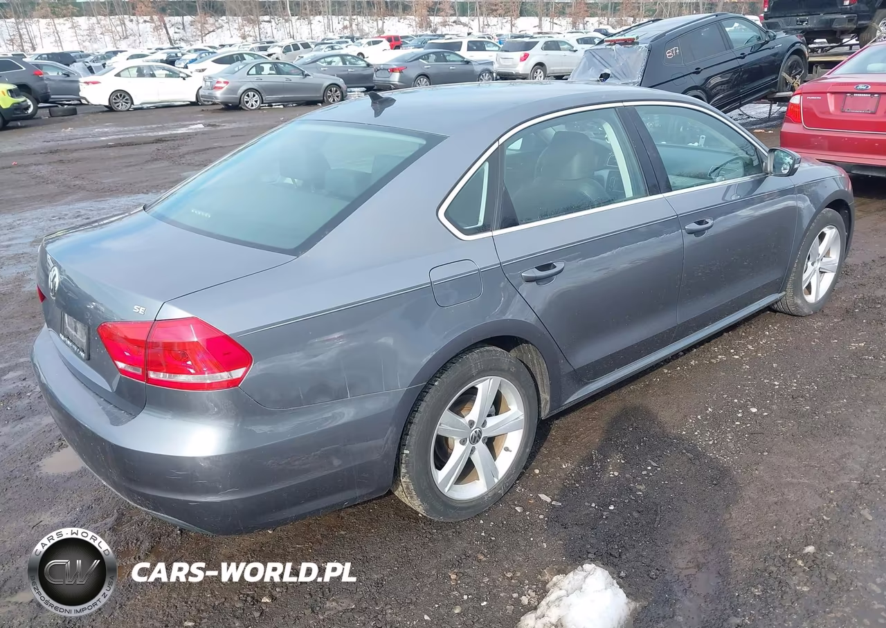 2013 Volkswagen Passat 2.5L Se VIN:1VWBP7A30DC017792 - 4