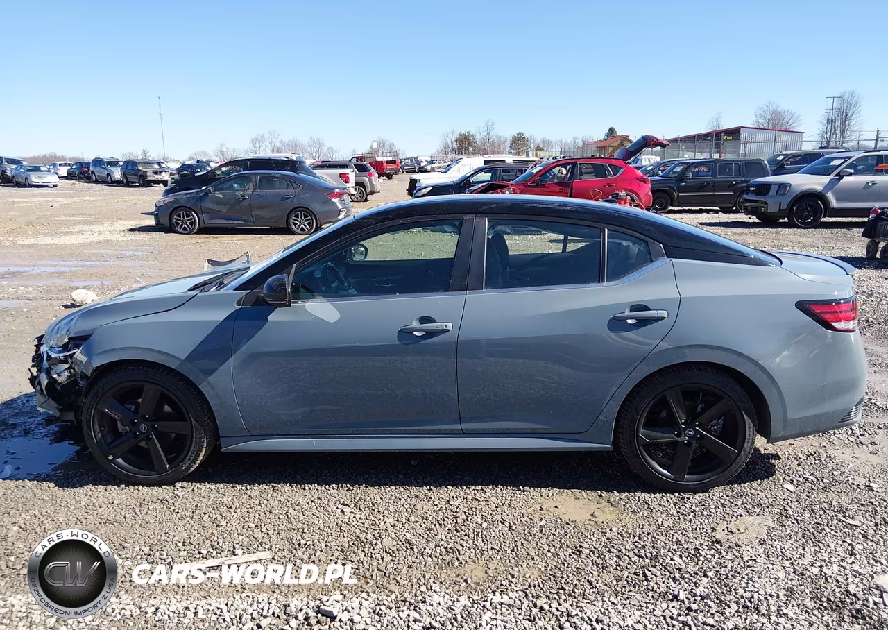 2025 Nissan Sentra Sr VIN:3N1AB8DV1SY216275 - 15