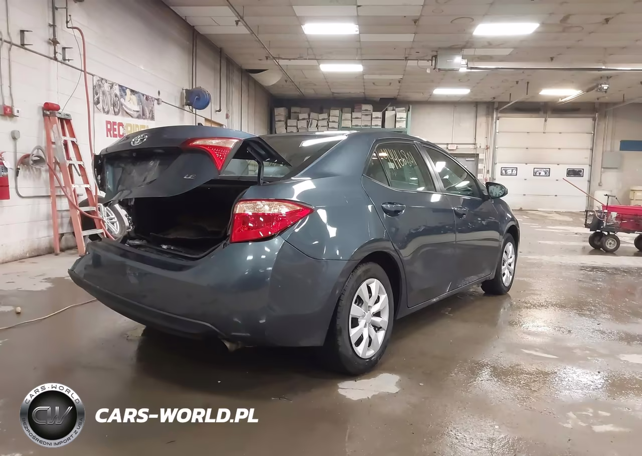 2017 Toyota Corolla Le VIN:2T1BURHE6HC882231 - 4