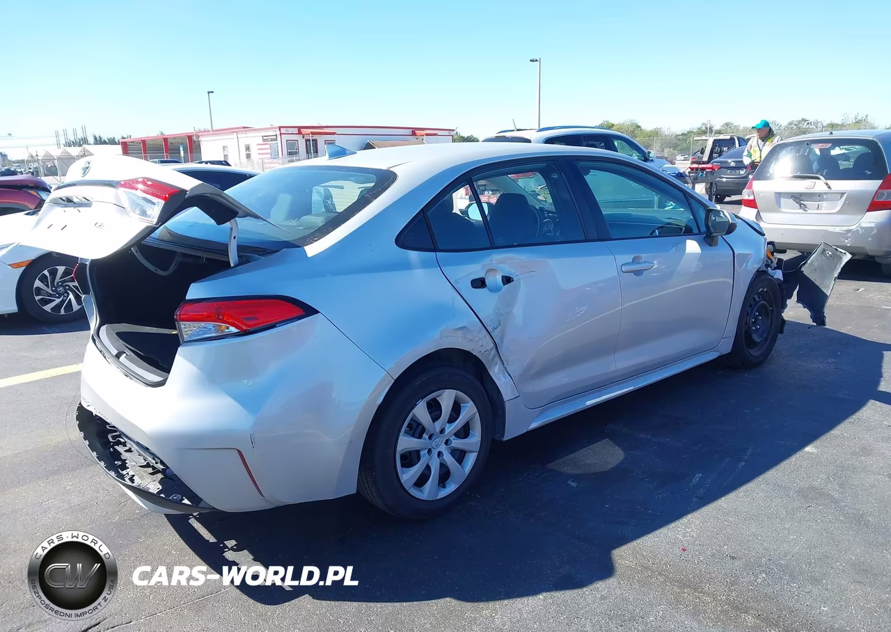 2022 Toyota Corolla Le VIN:5YFEPMAE6NP361345 - 4