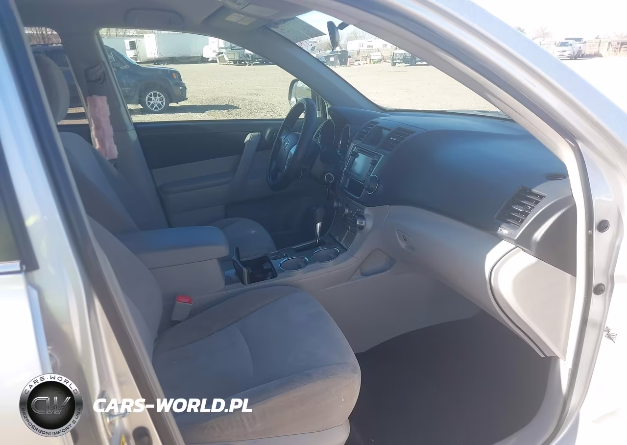 2013 Toyota Highlander VIN:5TDZA3EH0DS041610 - 5