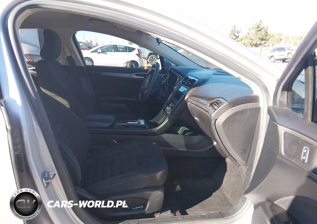 2017 Ford Fusion Hybrid Se VIN:3FA6P0LU5HR247584 - 5