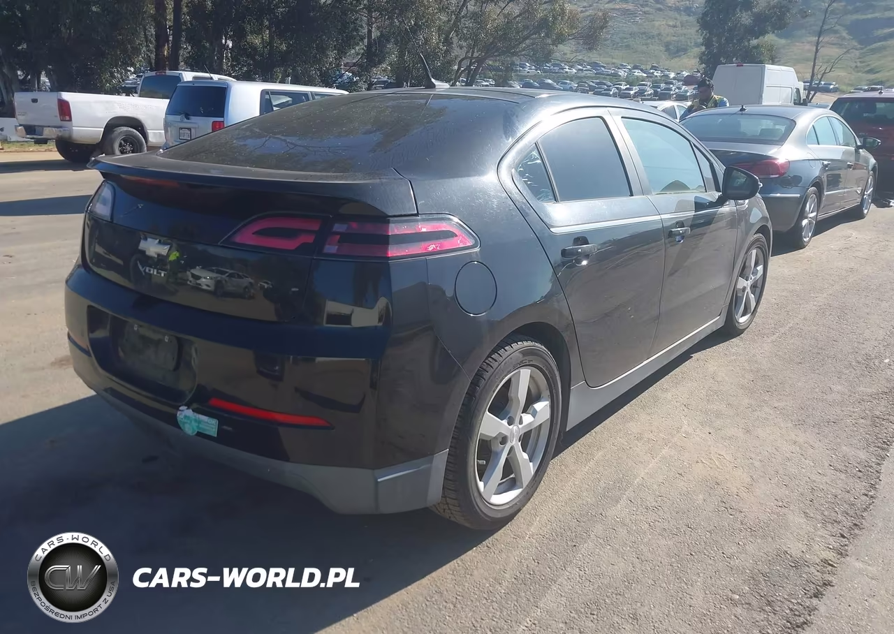 2013 Chevrolet Volt VIN:1G1RH6E49DU135743 - 4