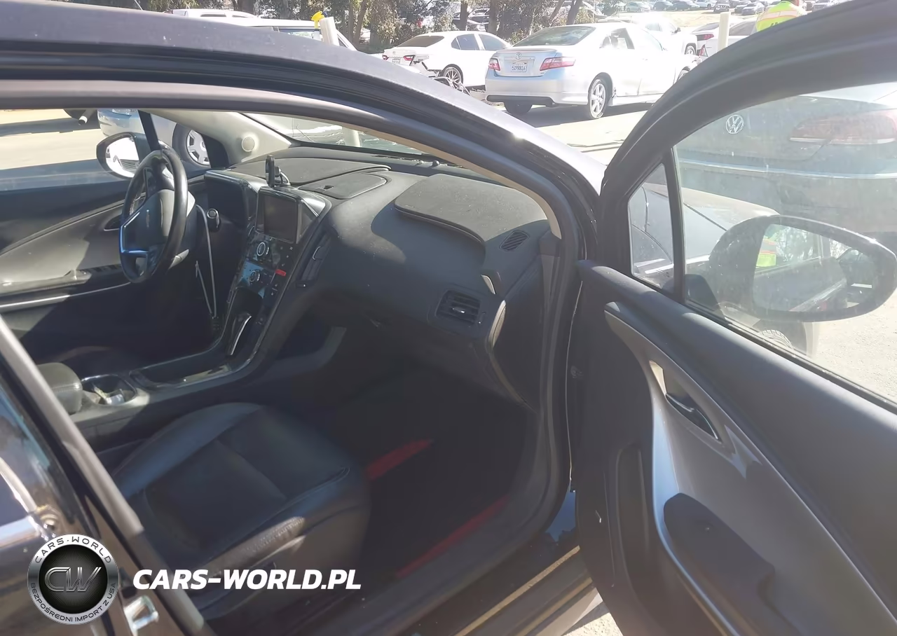 2013 Chevrolet Volt VIN:1G1RH6E49DU135743 - 5
