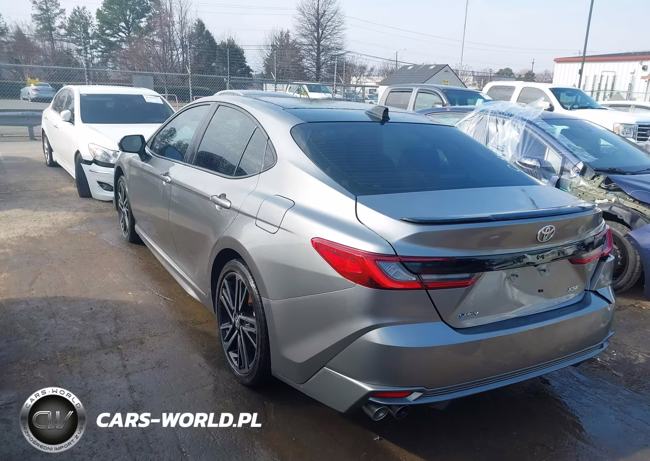 2025 Toyota Camry Xse VIN:4T1DAACK9SU521050 - 3