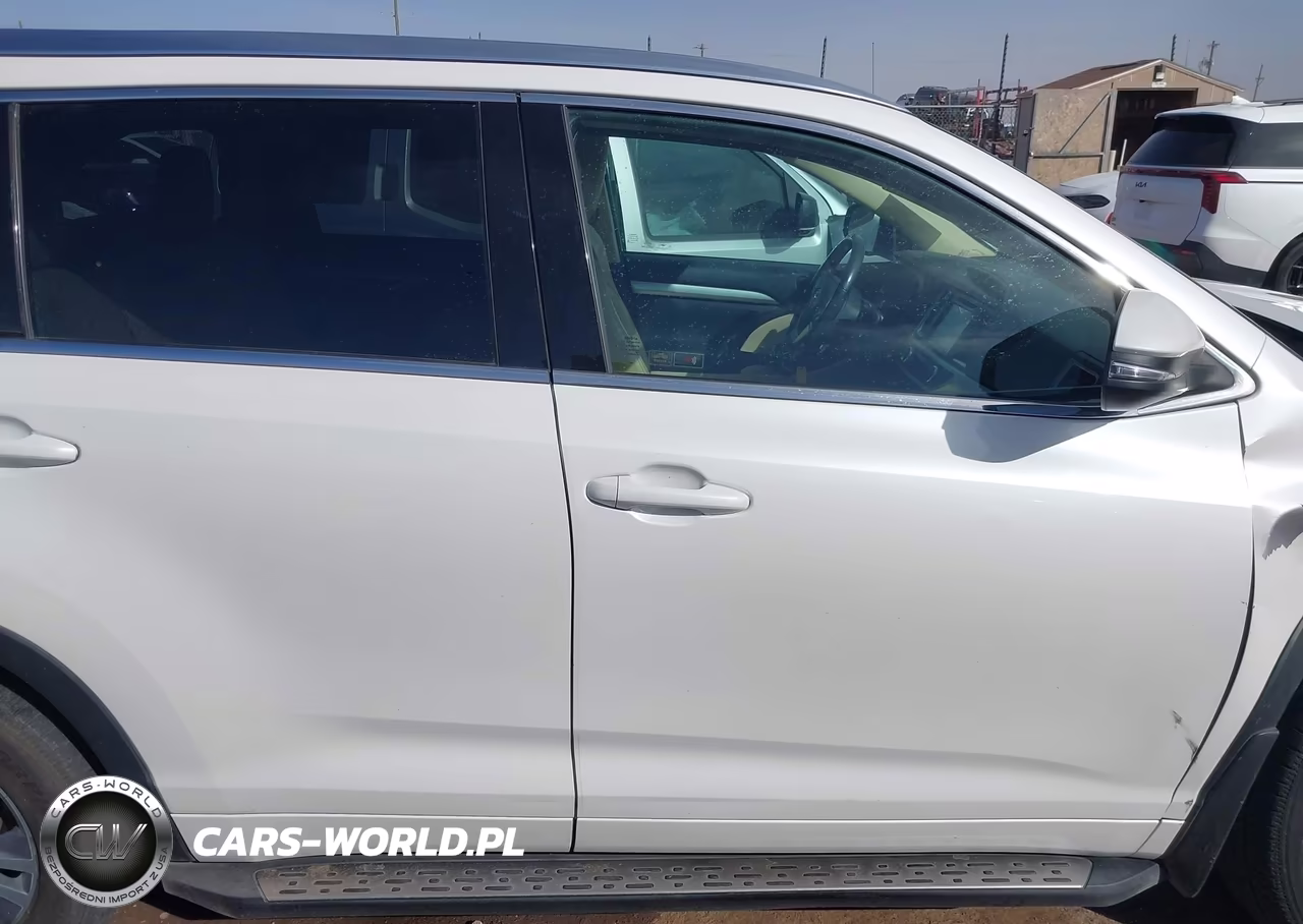 2015 Toyota Highlander Xle V6 VIN:5TDKKRFH9FS076794 - 13