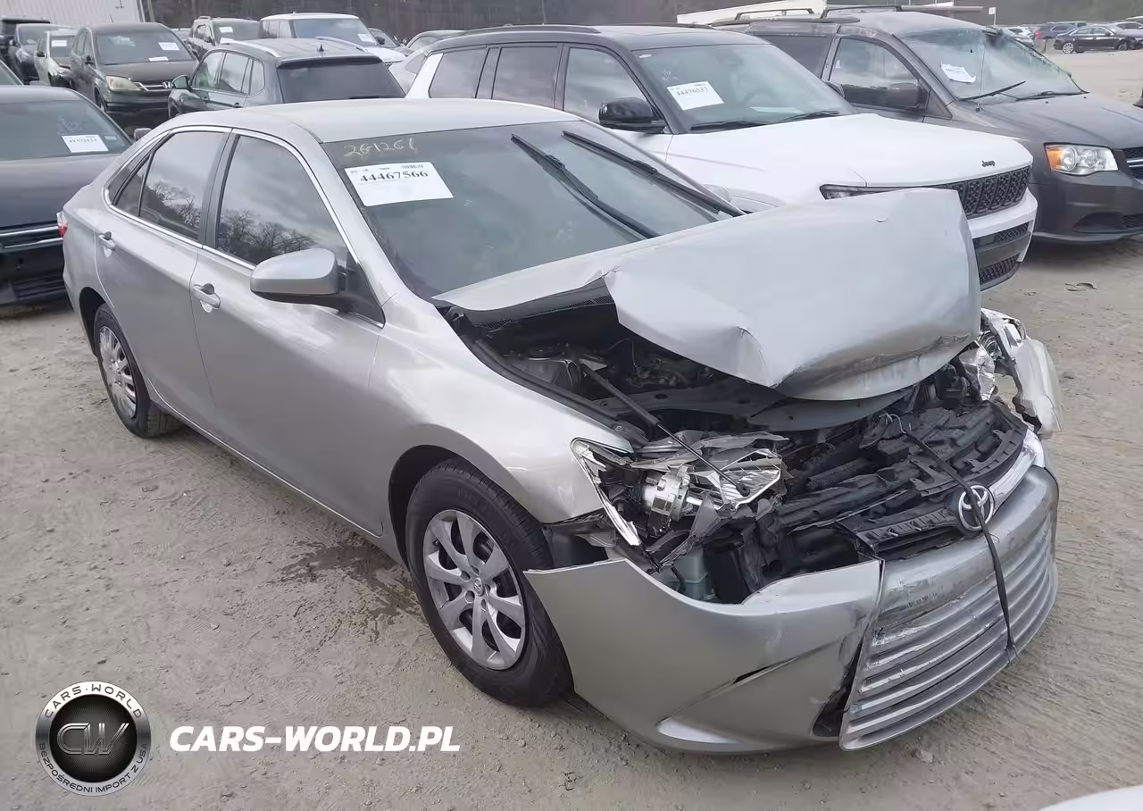 2015 Toyota Camry Le