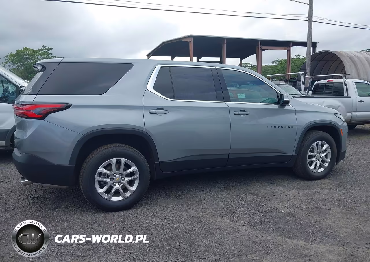 2023 Chevrolet Traverse Fwd Ls VIN:1GNERFKW8PJ305886 - 13