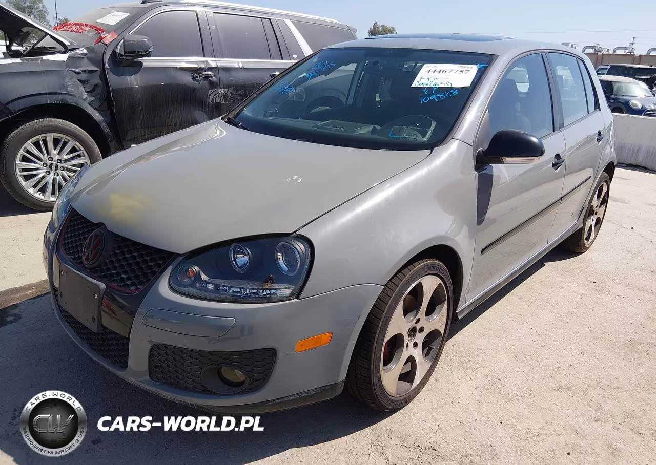 2007 Volkswagen Rabbit 4-Door VIN:WVWDS71K17W073938 - 2