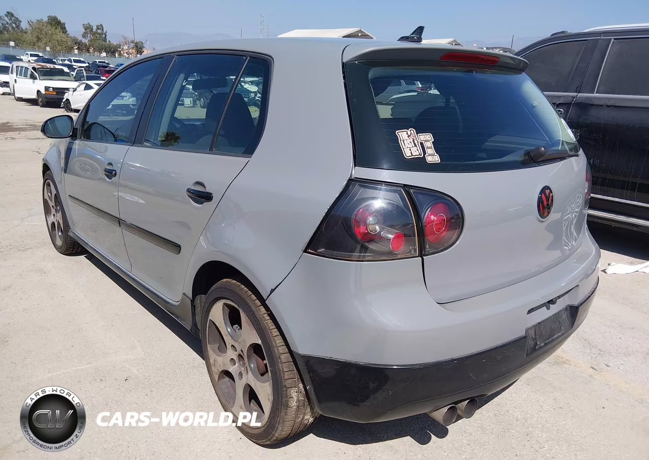 2007 Volkswagen Rabbit 4-Door VIN:WVWDS71K17W073938 - 3