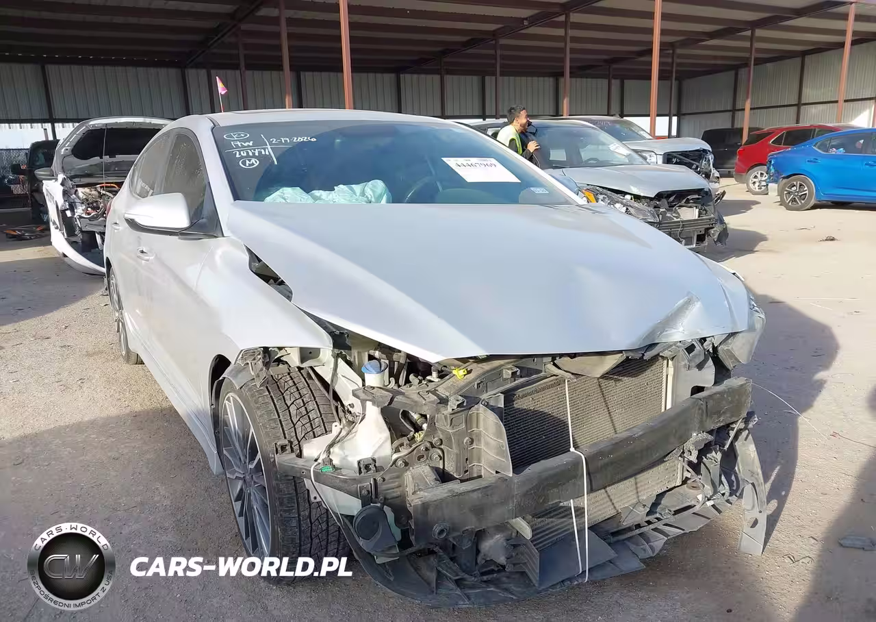 2018 Hyundai Elantra Sport