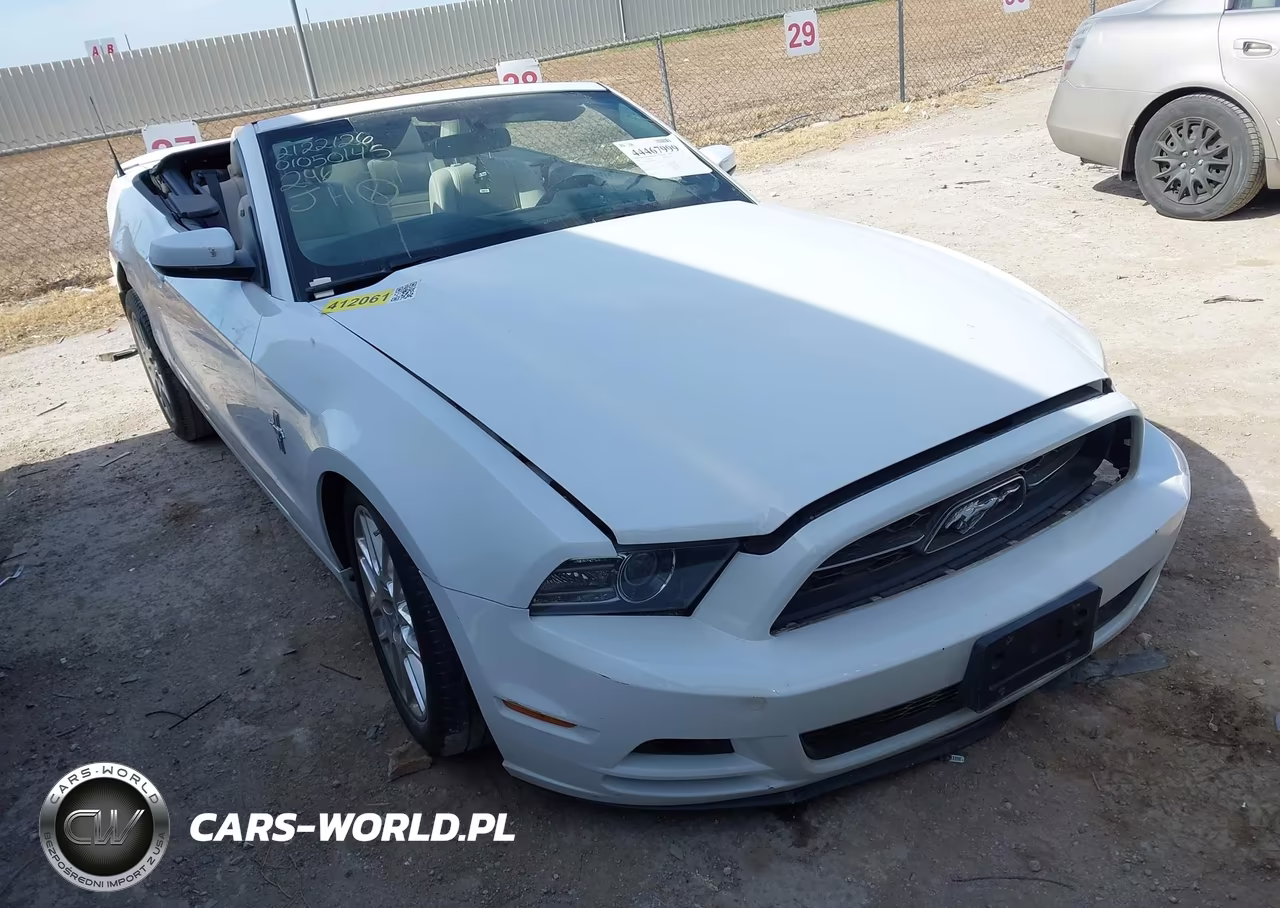 2014 Ford Mustang V6 Premium – zdjęcie 1 z 15