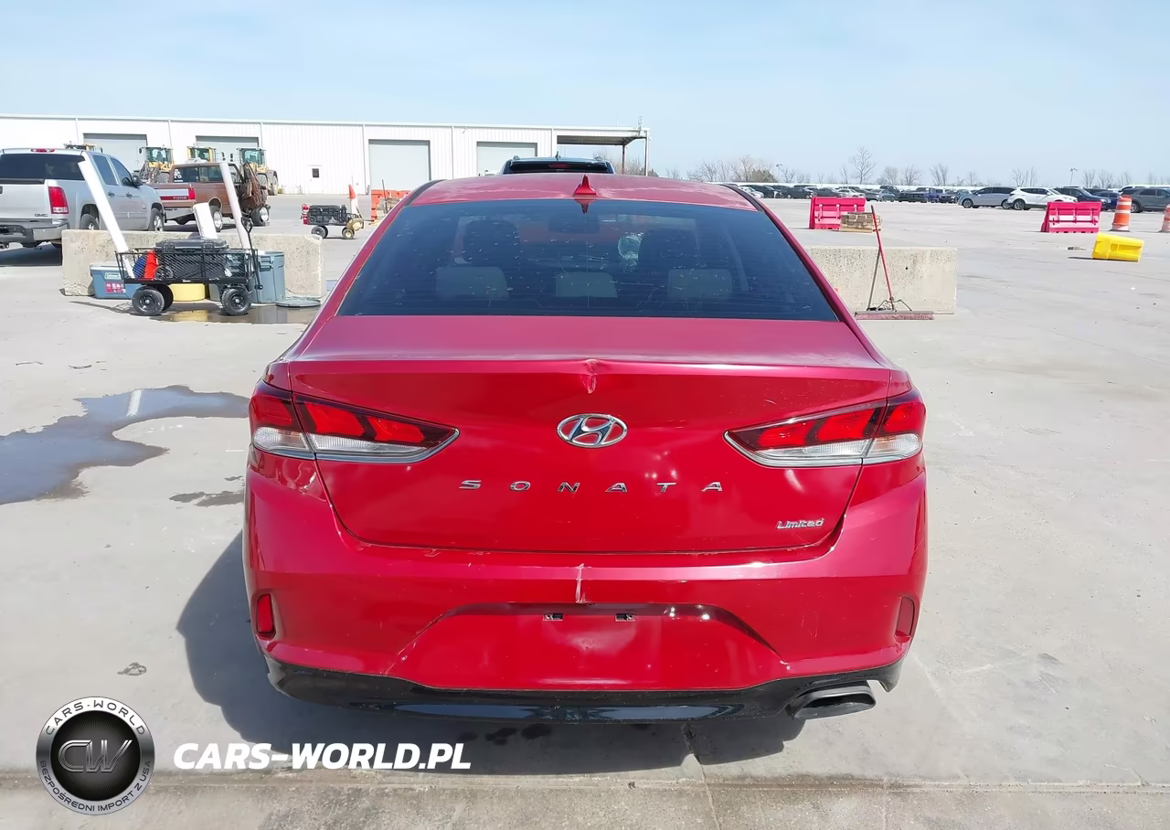2018 Hyundai Sonata Limited VIN:5NPE34AF4JH684322 - 17