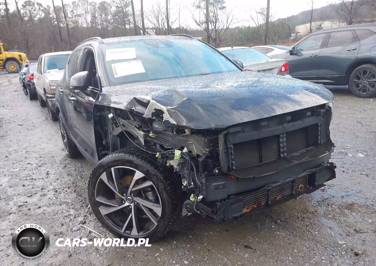 2021 Volvo Xc40 T5 R-Design