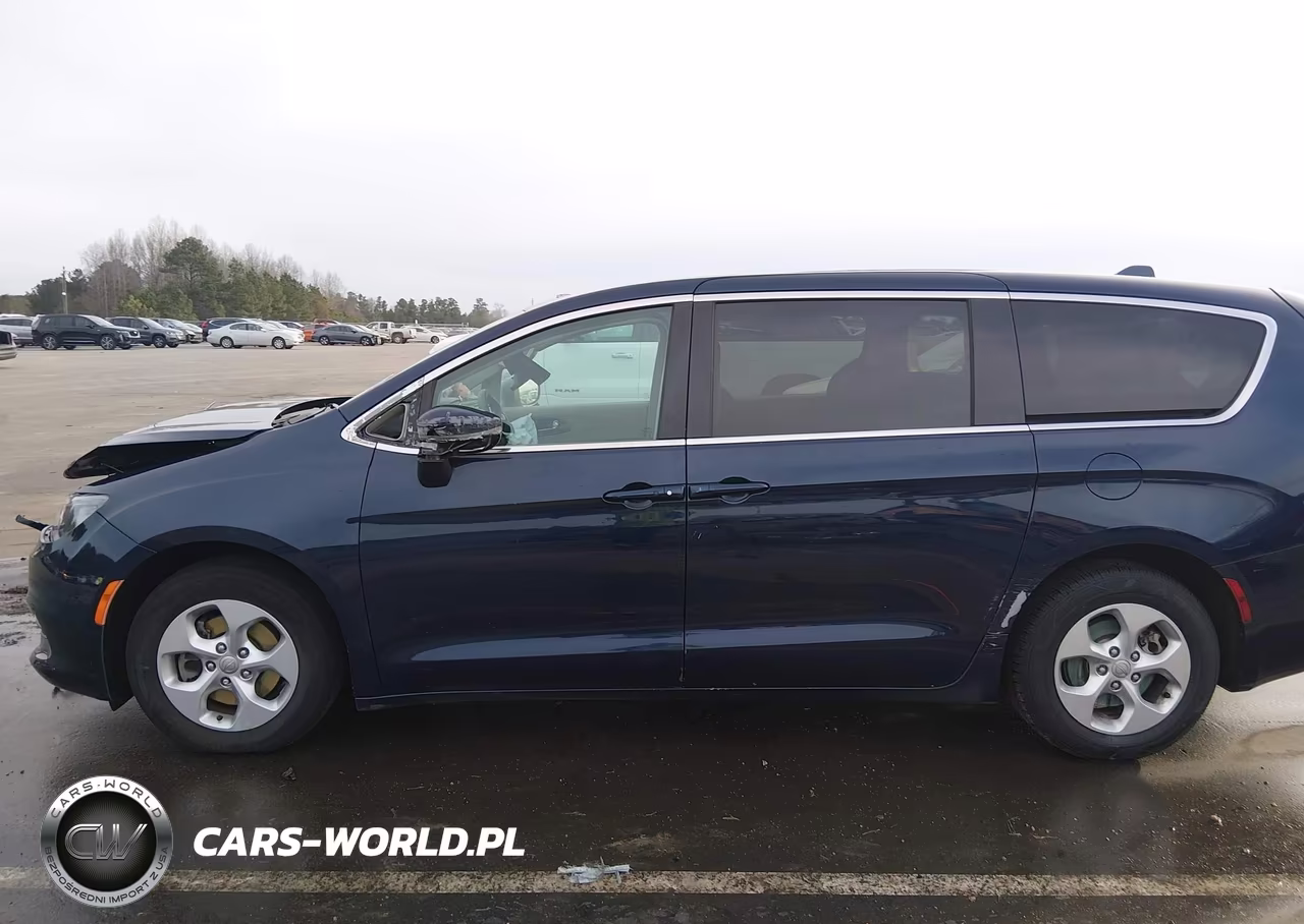 2017 Chrysler Pacifica Lx VIN:2C4RC1CG1HR521551 - 14
