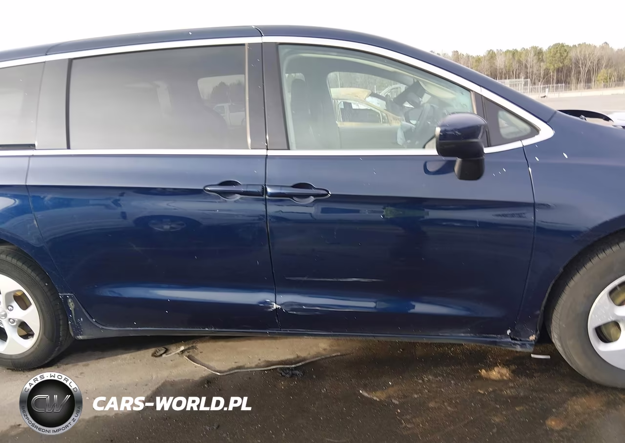 2017 Chrysler Pacifica Lx VIN:2C4RC1CG1HR521551 - 17