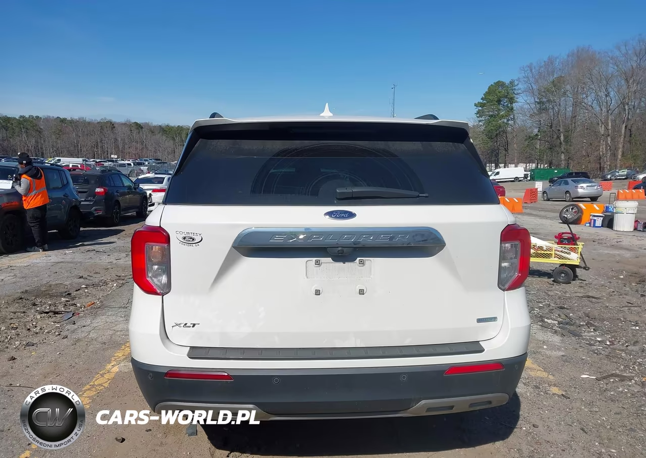 2020 Ford Explorer Xlt VIN:1FMSK7DH5LGC73339 - 16