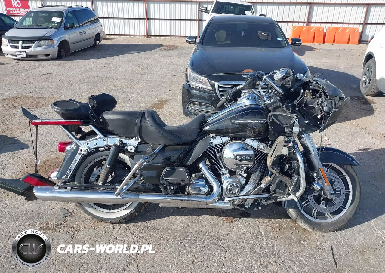 2016 Harley-Davidson Fltru VIN:1HD1KGL12GB602603 - 11
