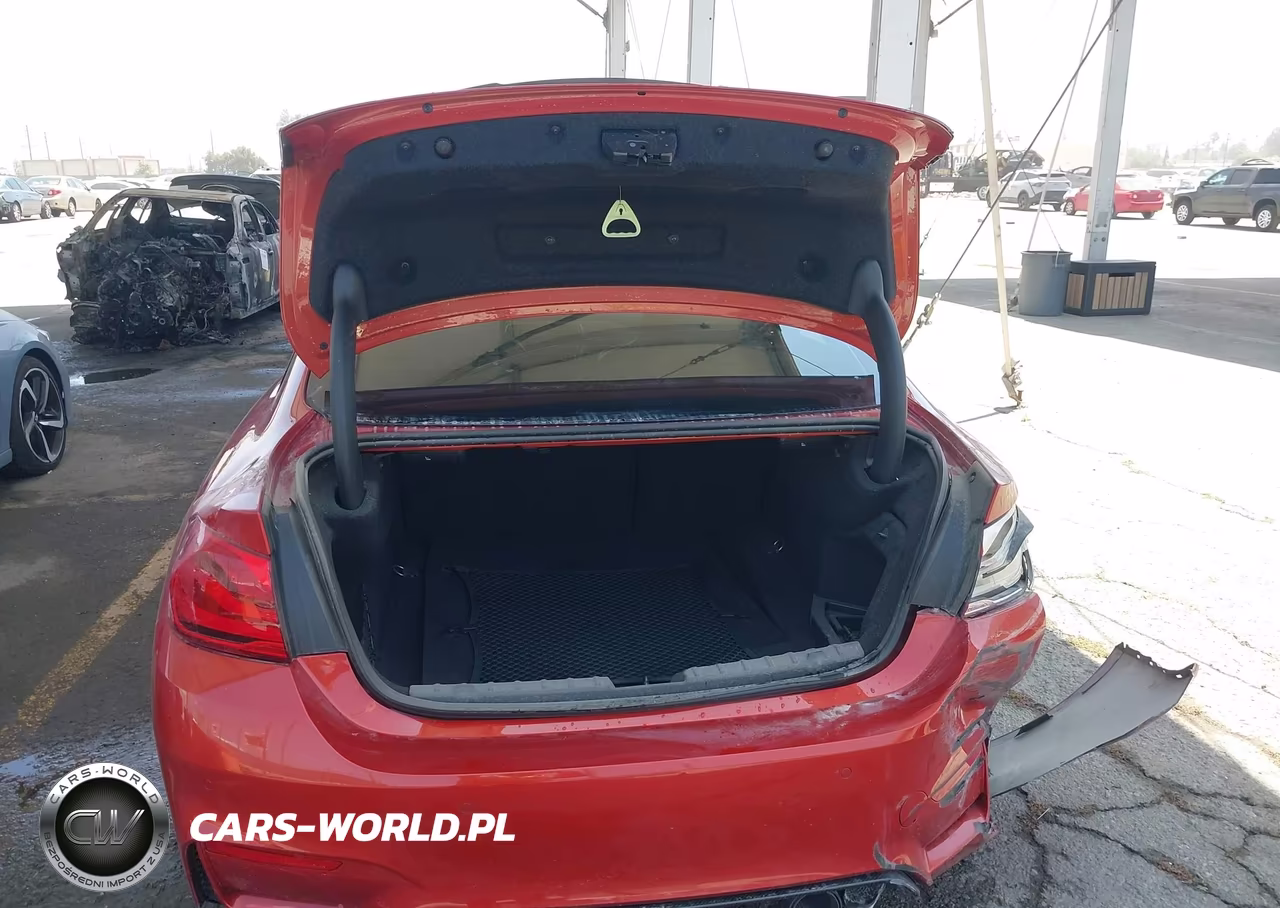 2018 BMW M4 VIN:WBS4Y9C53JAA85865 - 16
