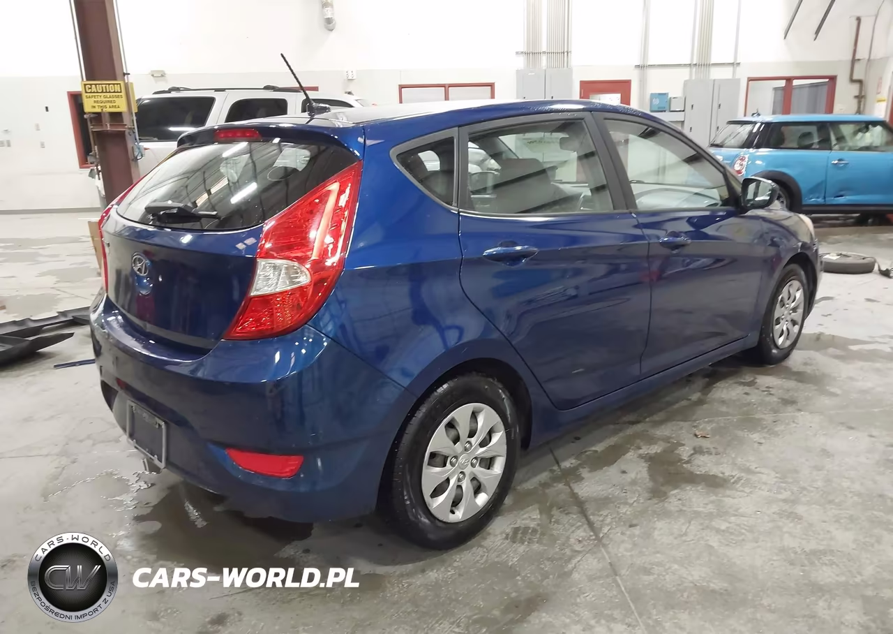 2017 Hyundai Accent Se VIN:KMHCT5AE8HU305564 - 4