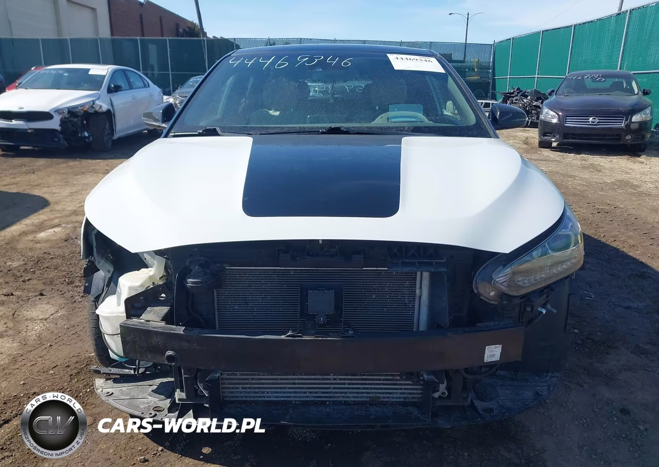 2020 Hyundai Veloster Turbo Ultimate VIN:KMHTH6AB1LU021201 - 12