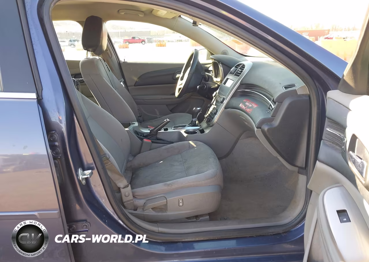 2014 Chevrolet Malibu 1Ls VIN:1G11B5SL9EF149426 - 5
