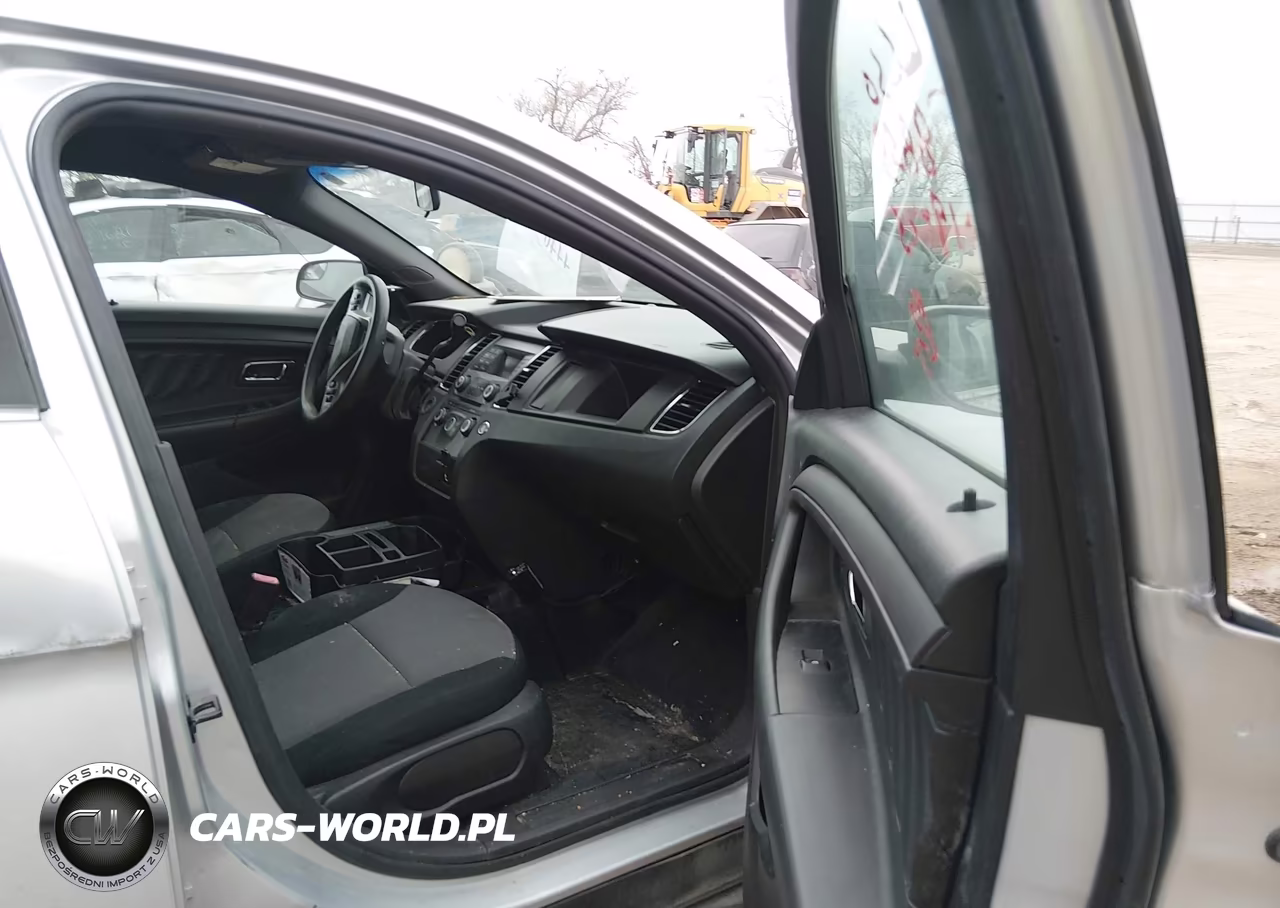 2013 Ford Police Interceptor VIN:1FAHP2L82DG132241 - 5