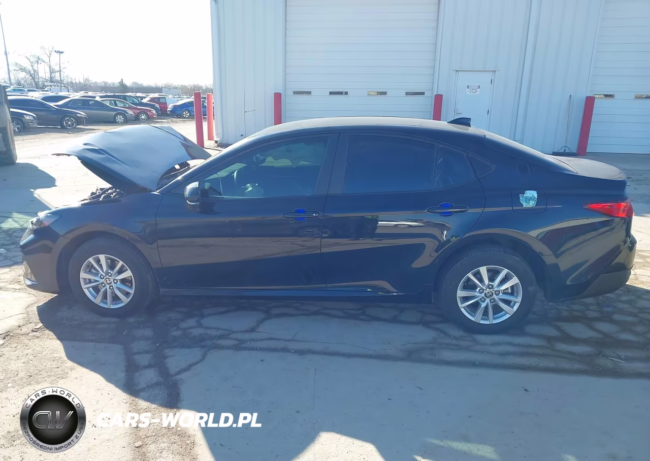 2025 Toyota Camry Le VIN:4T1DBADK3SU508628 - 14