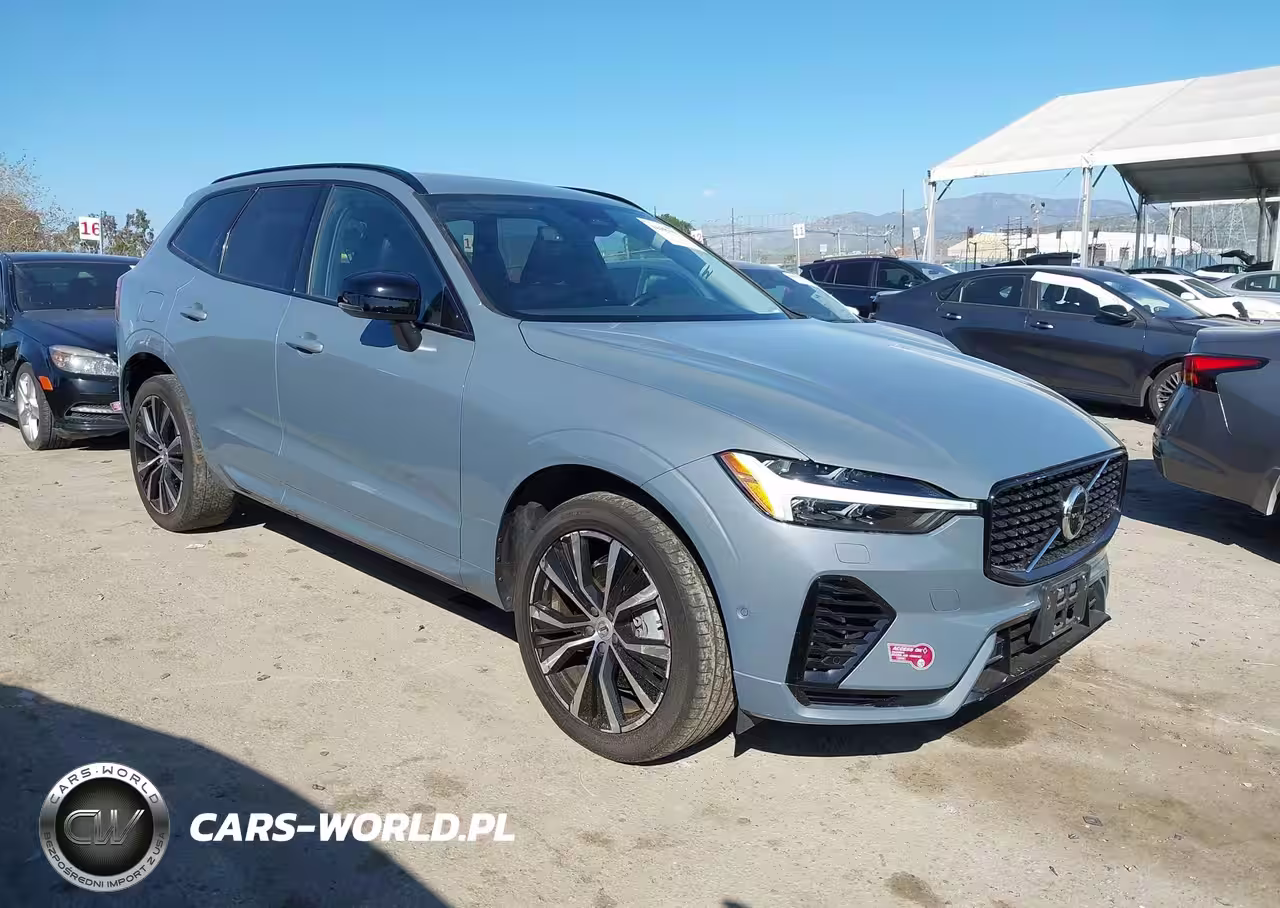 2023 Volvo Xc60 Recharge Plug-In Hybrid T8 Plus Dark Theme