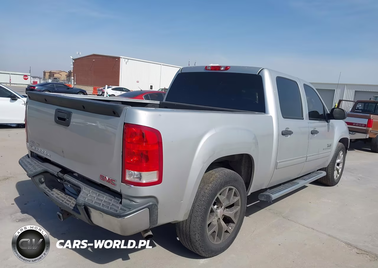 2010 GMC Sierra 1500 Xtra Fuel Economy VIN:3GTRCVE32AG104193 - 4