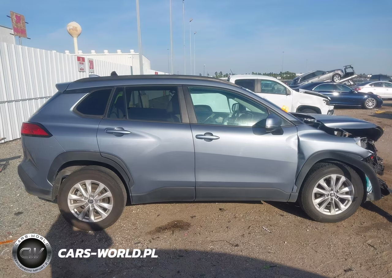2022 Toyota Corolla Cross Le VIN:7MUCAAAG5NV034408 - 14