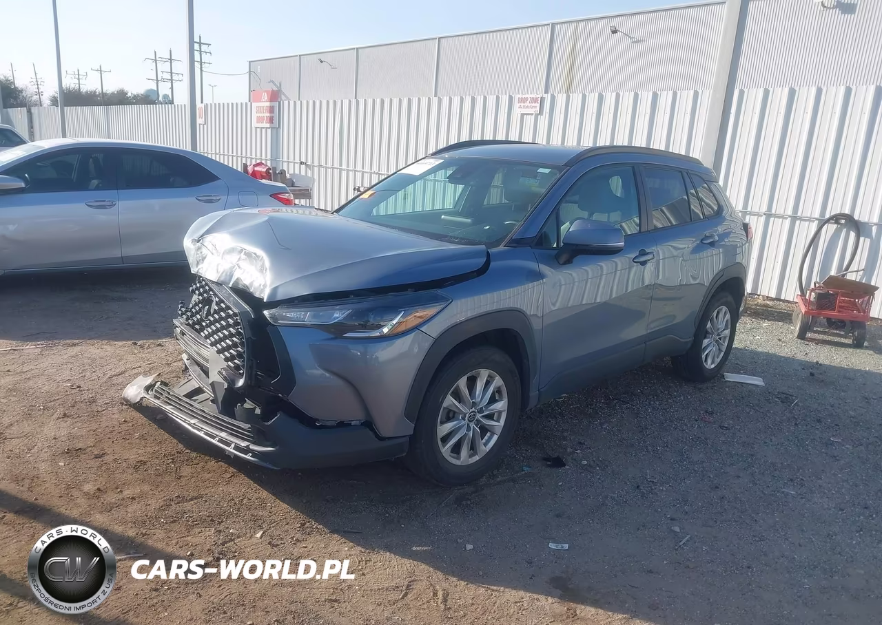 2022 Toyota Corolla Cross Le VIN:7MUCAAAG5NV034408 - 2