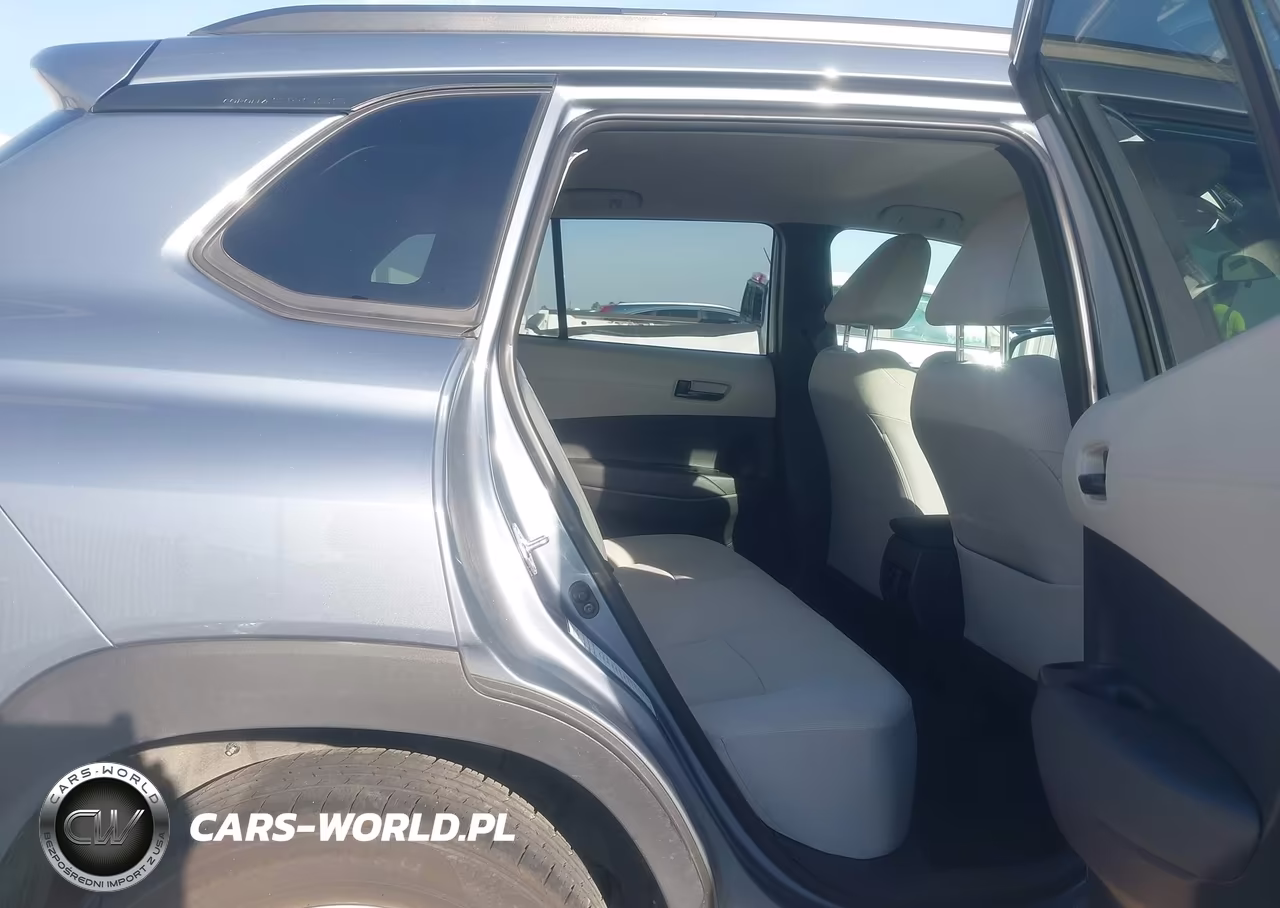 2022 Toyota Corolla Cross Le VIN:7MUCAAAG5NV034408 - 8