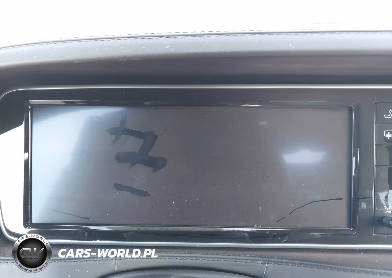 2016 Mercedes-Benz S 550 Plug-In Hybrid VIN:WDDUG6DB7GA234948 - 7