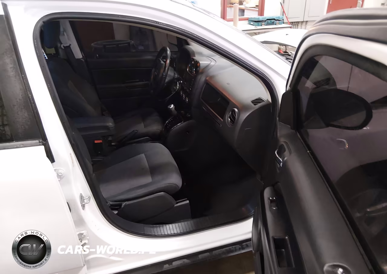 2011 Jeep Compass VIN:1J4NF1FBXBD134894 - 5