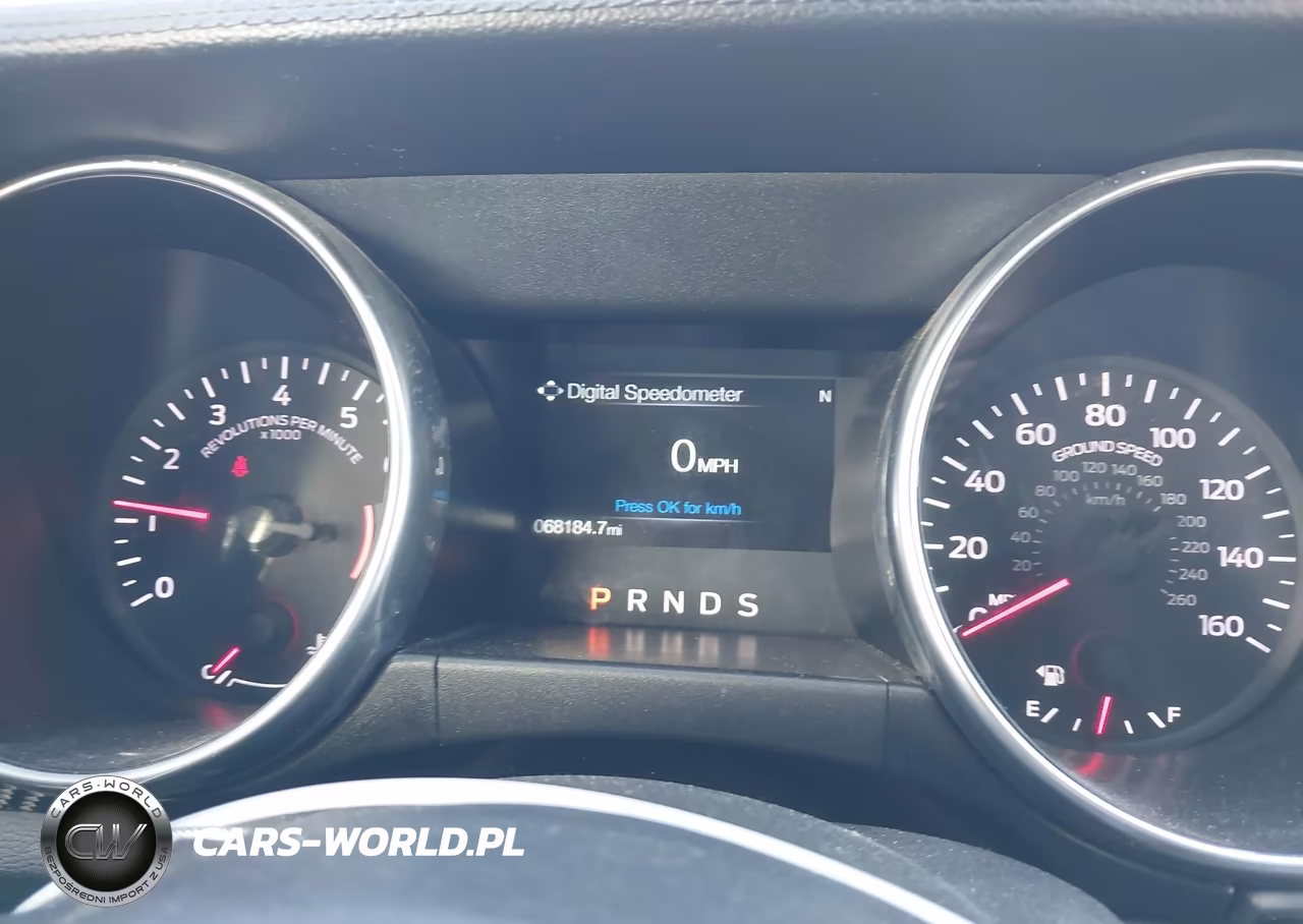 2018 Ford Mustang Ecoboost Premium VIN:1FATP8UH5J5110124 - 7
