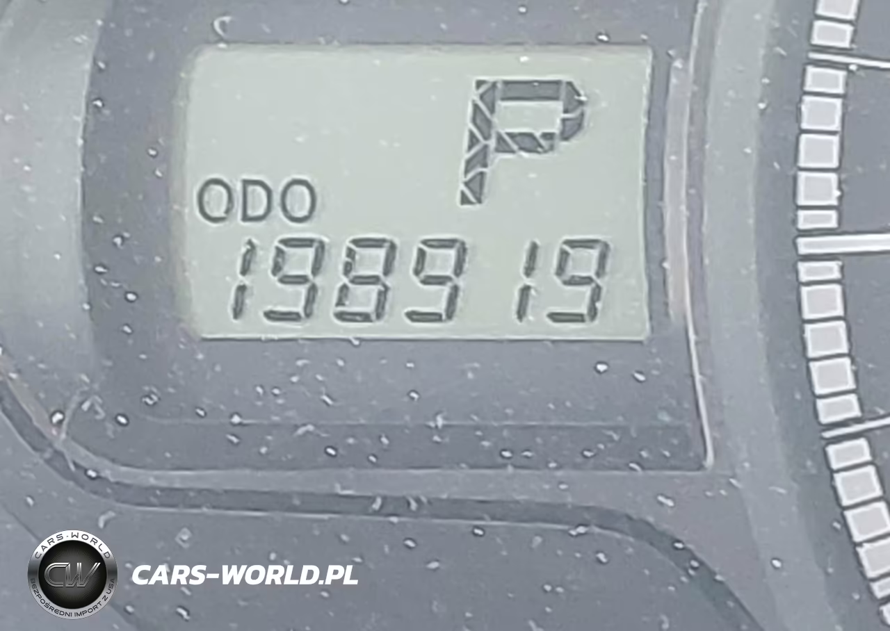 2014 Toyota Sienna Le V6 8 Passenger VIN:5TDKK3DC8ES519827 - 16