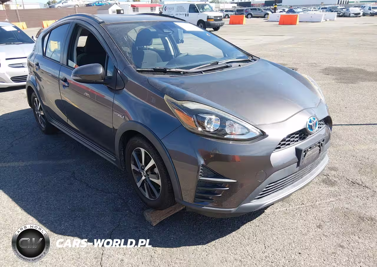 2018 Toyota Prius C Two