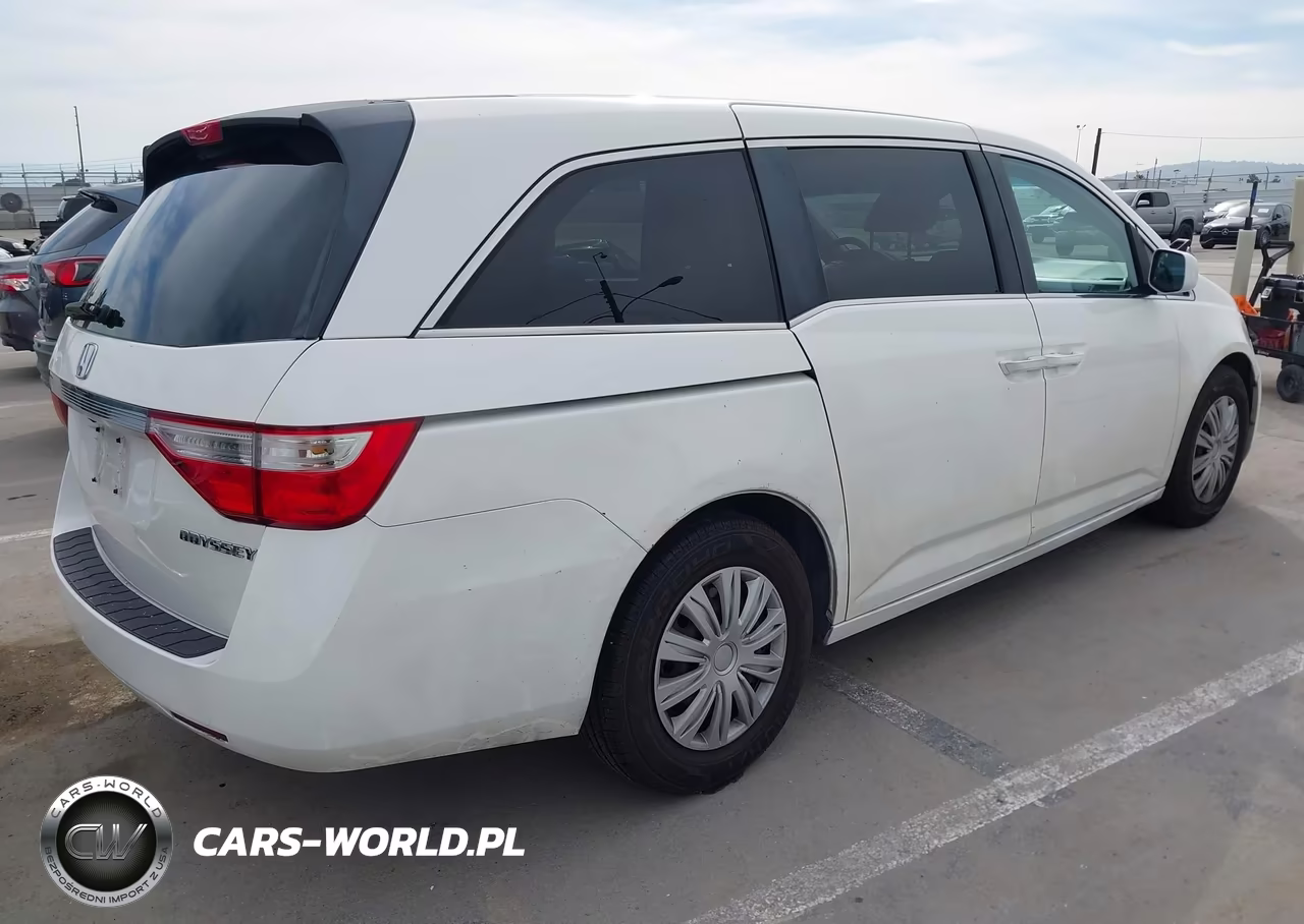 2013 Honda Odyssey Lx VIN:5FNRL5H24DB048870 - 4