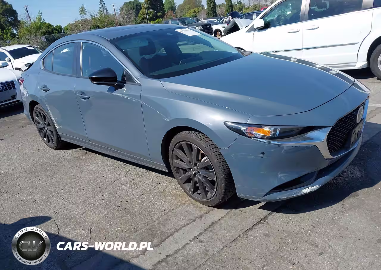 2022 Mazda Mazda3 Carbon Edition