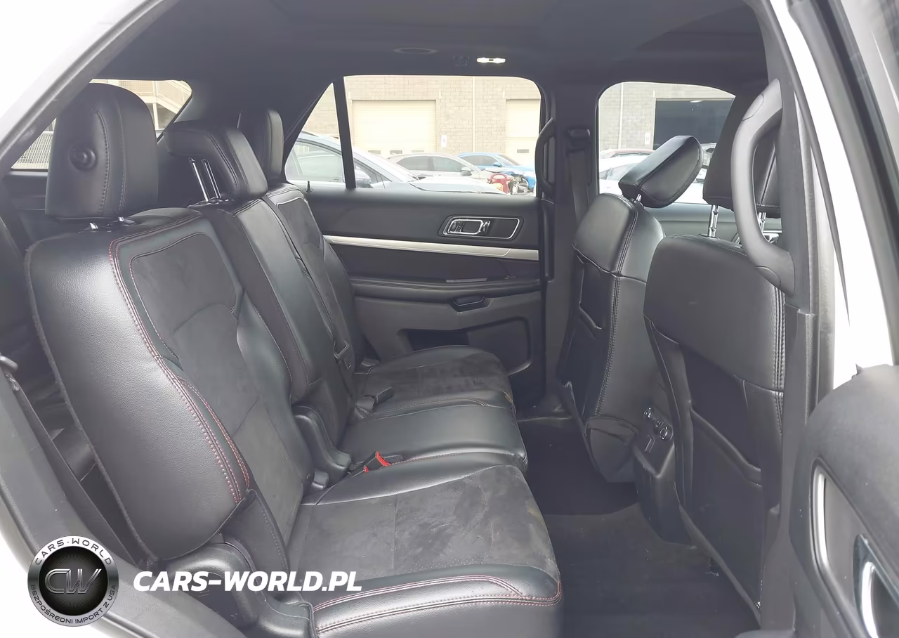 2019 Ford Explorer Xlt VIN:1FM5K8D86KGA28387 - 8