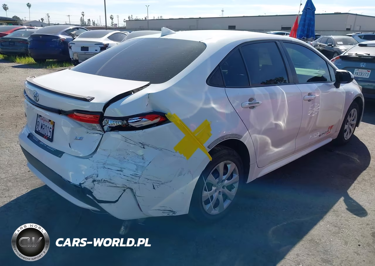 2021 Toyota Corolla Le VIN:5YFEPMAE2MP246272 - 4