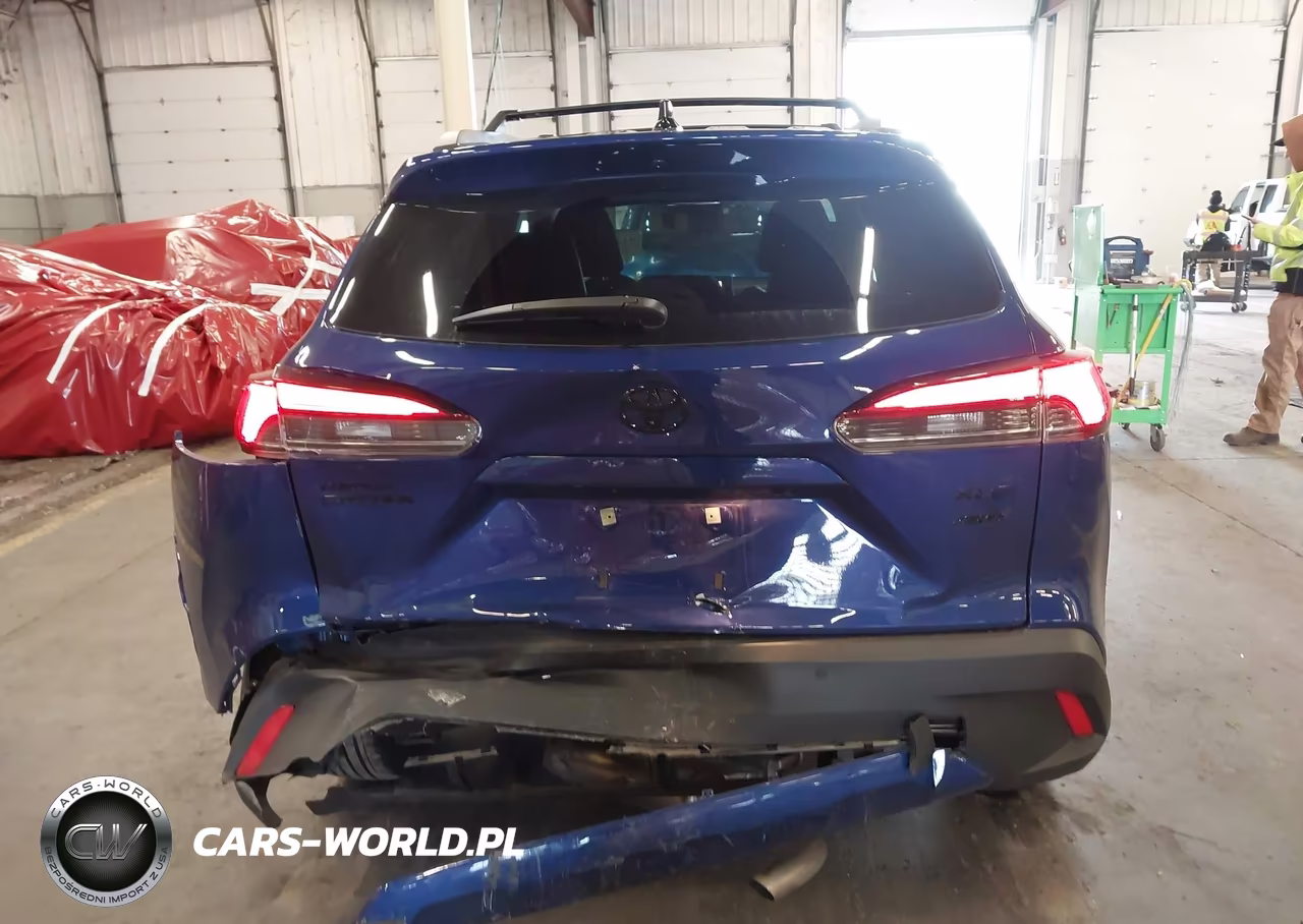 2025 Toyota Corolla Cross Xle VIN:7MUDAABG5SV138850 - 16