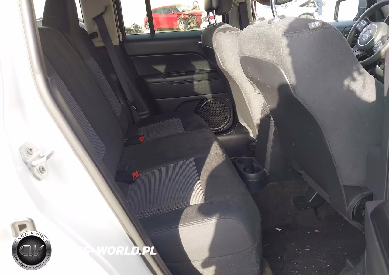 2015 Jeep Patriot Sport VIN:1C4NJRBB5FD282627 - 8
