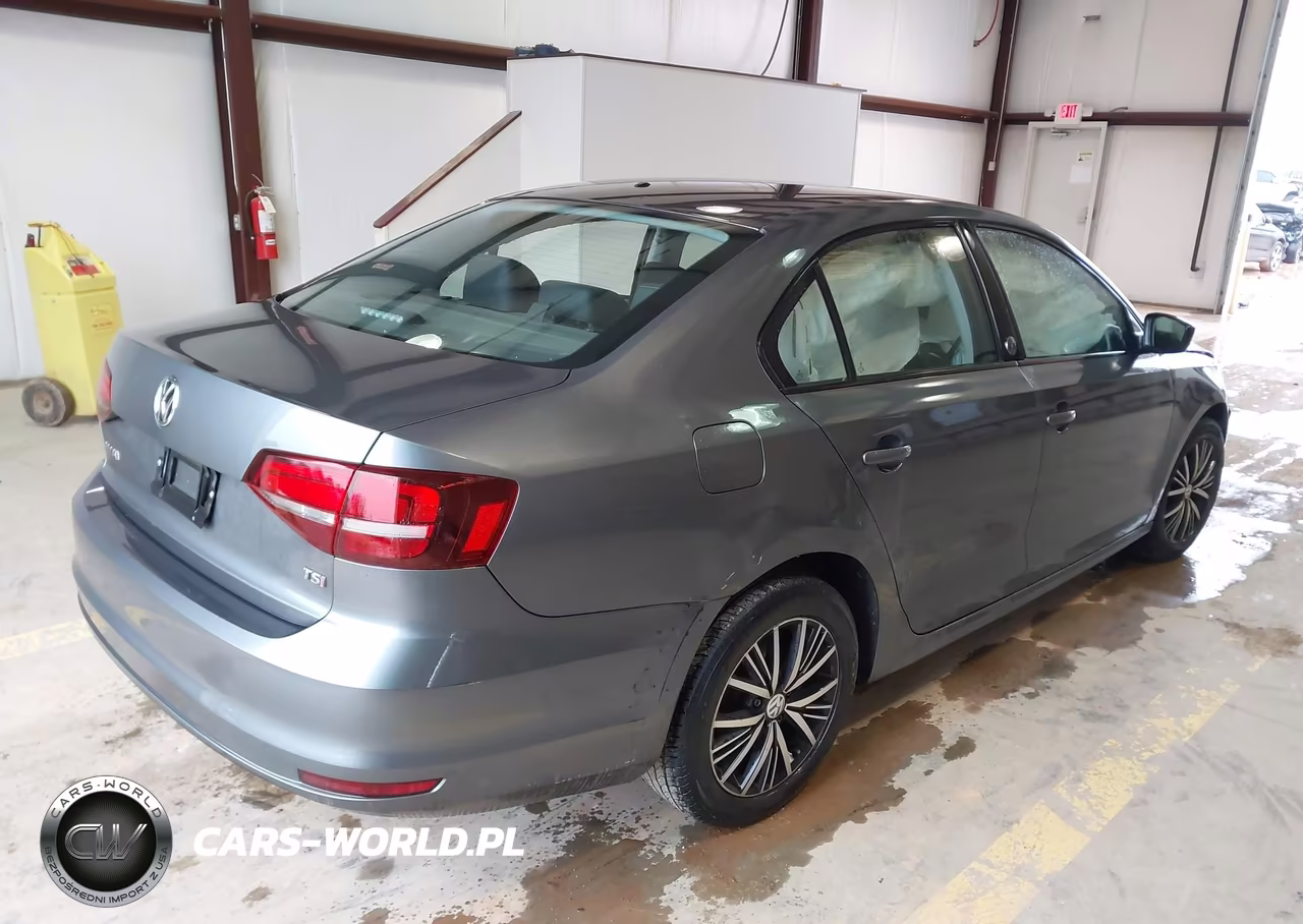 2018 Volkswagen Jetta 1.4T Se-1.4T Wolfsburg Edition VIN:3VWDB7AJ2JM214673 - 4
