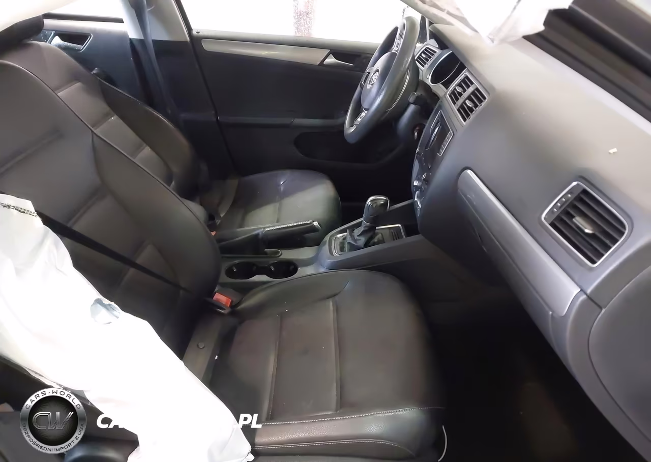 2018 Volkswagen Jetta 1.4T Se-1.4T Wolfsburg Edition VIN:3VWDB7AJ2JM214673 - 5