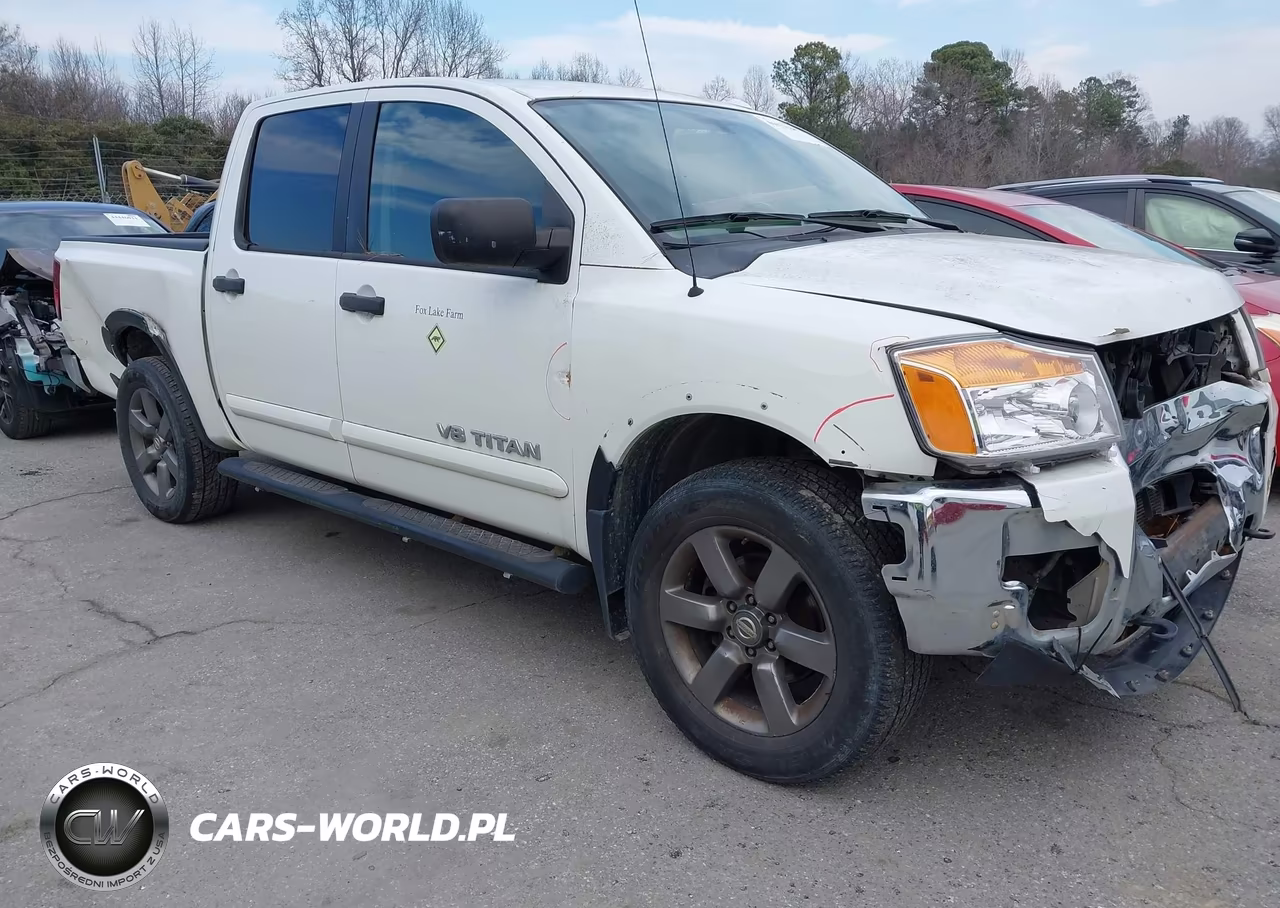 2015 Nissan Titan Sv