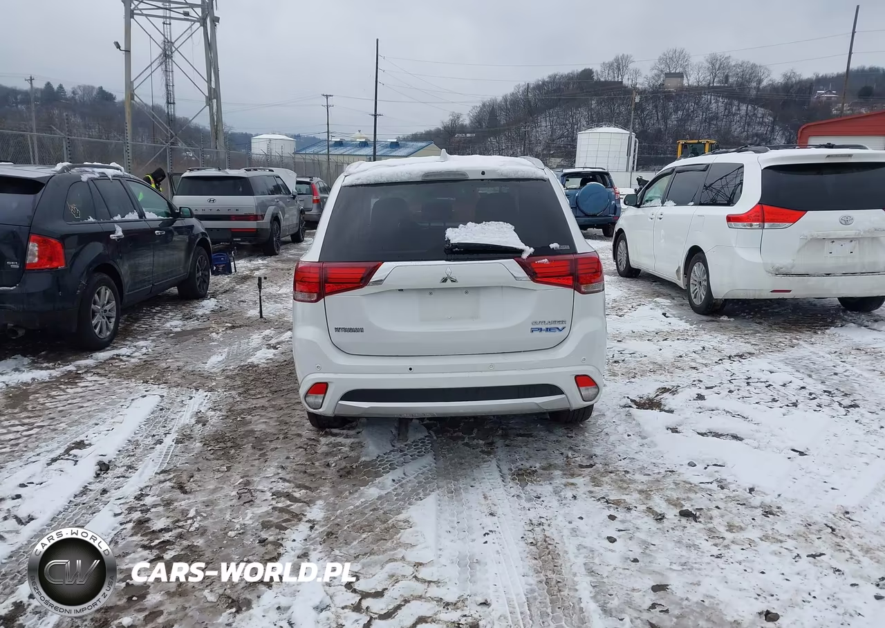 2018 Mitsubishi Outlander Phev Sel VIN:JA4J24A52JZ030415 - 16
